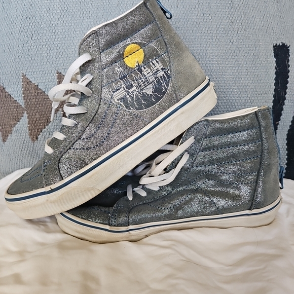 Harry Potter Vans collaboration sparkly high tops! Sz 5. EUC - Picture 4 of 14